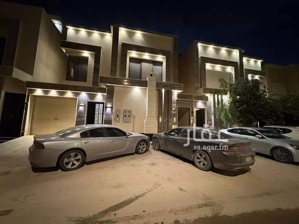 فيلا للبيع في شارع أبي العباس الجندي, حي الرمال, مدينة الرياض, منطقة الرياض 1 صورة