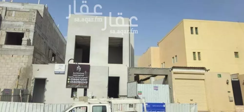 فيلا للبيع في شارع محمد الظواهري, حي التعاون, مدينة الرياض, منطقة الرياض 1 صورة
