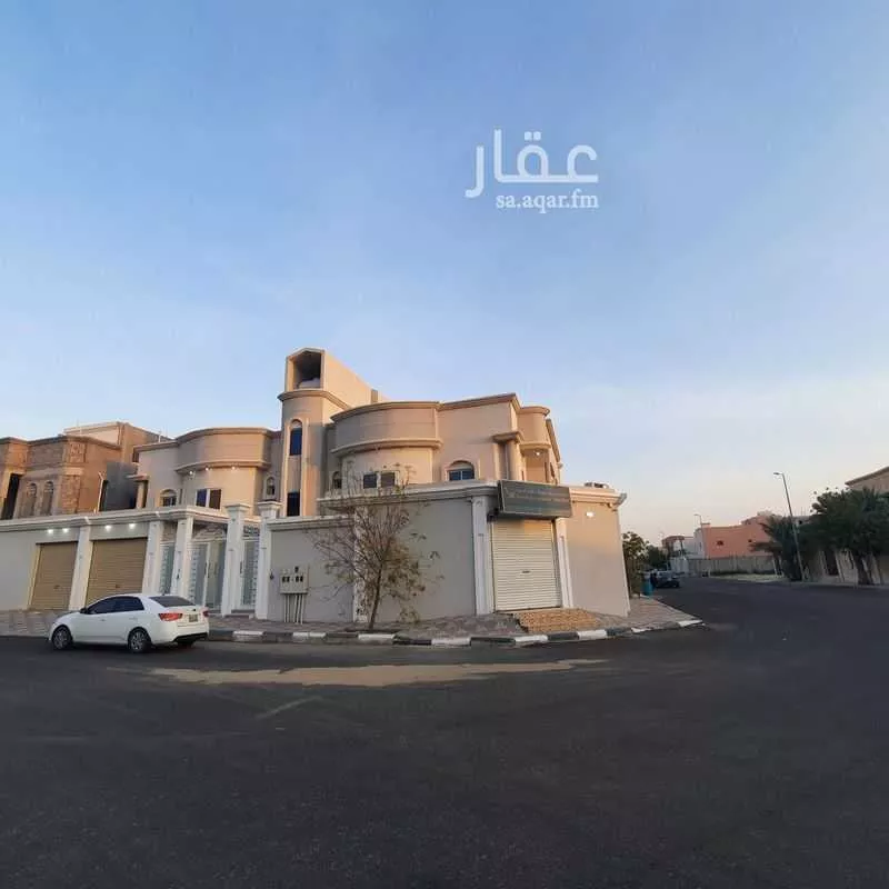 عمارة للبيع في شارع 18أ, حي الصواري, مدينة الخبر, المنطقة الشرقية 1 صورة