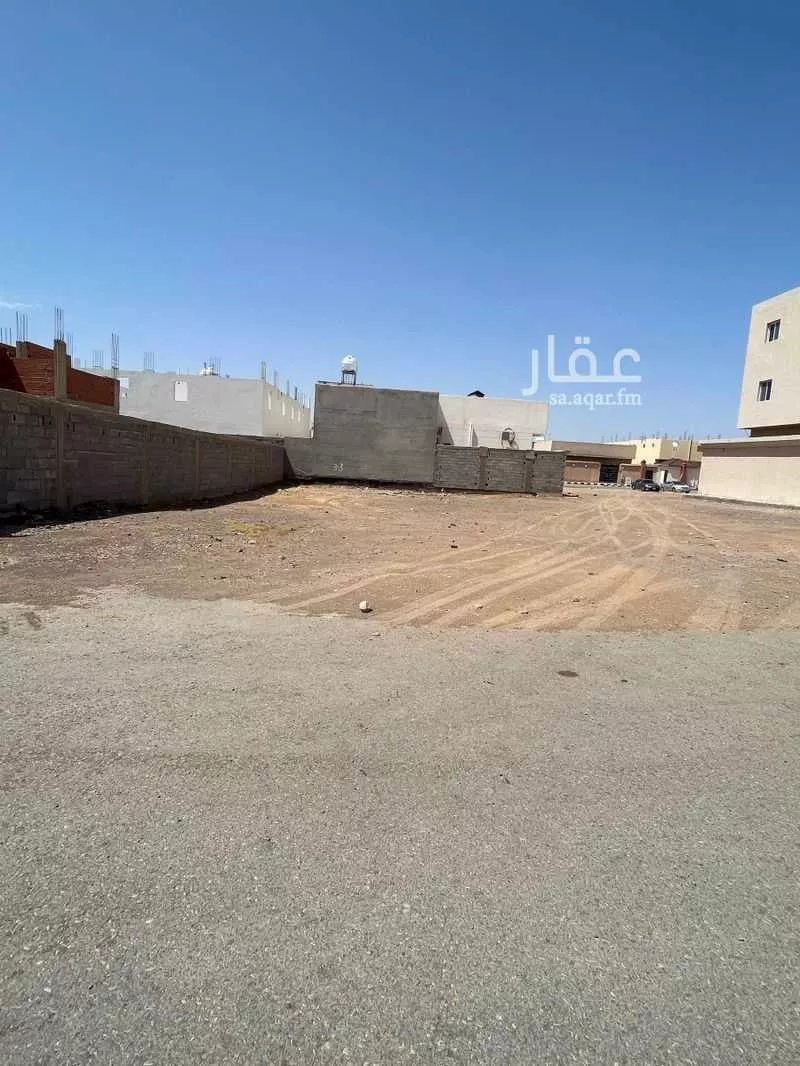 أرض للبيع في شارع عبدالوهاب التجيبي, حي العاقول, مدينة المدينه المنوره, منطقة المدينة المنورة 1 صورة