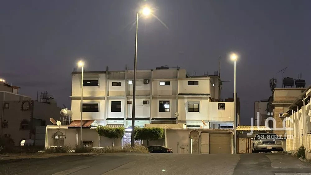 عمارة للبيع في شارع صالح بن قمر, حي الحلقة الغربية, مدينة امارة منطقة مكة المكرمة - الطائف, منطقة مكة المكرمة 1 صورة