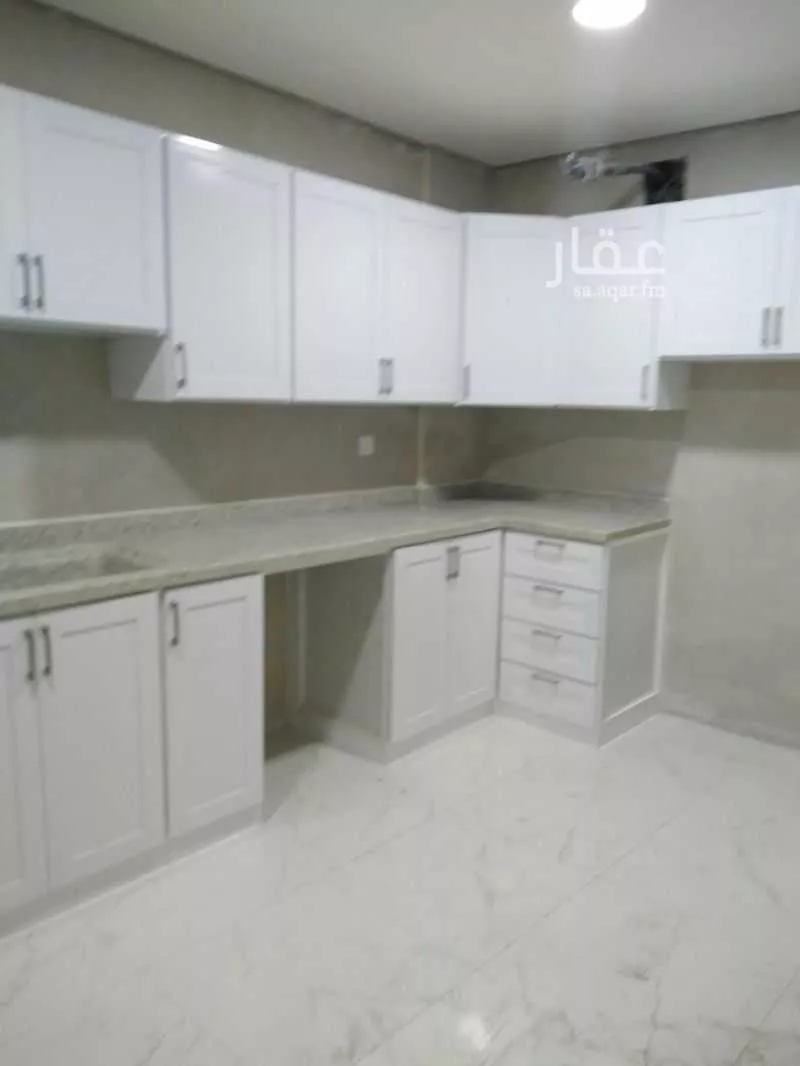 عمارة للإيجار في شارع الدارقطني ، حي الشراع ، الخبر ، الخبر 1 صورة