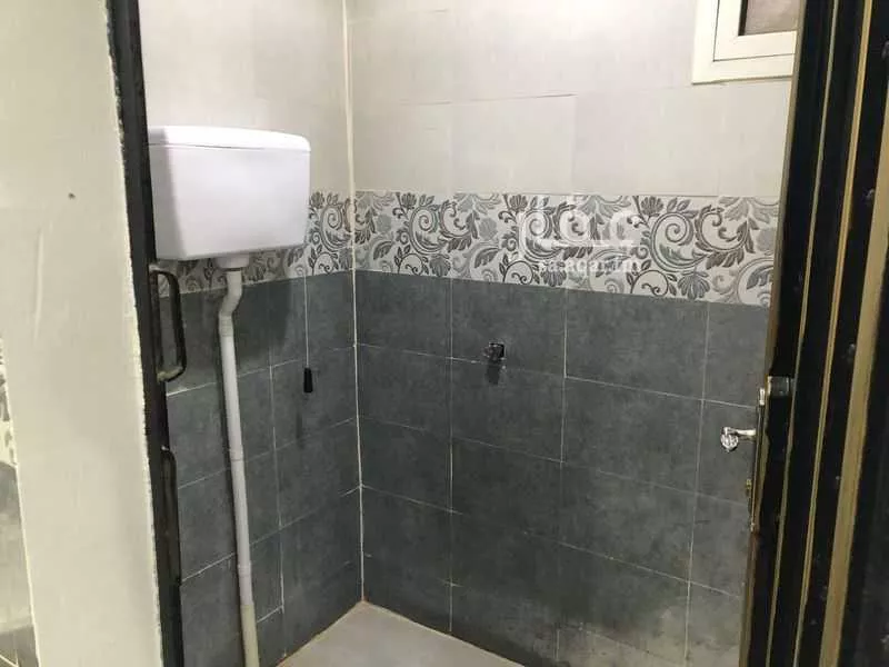 عمارة للإيجار في شارع الموفق الصابوني, حي الزهرة, مدينة الرياض, منطقة الرياض 1 صورة