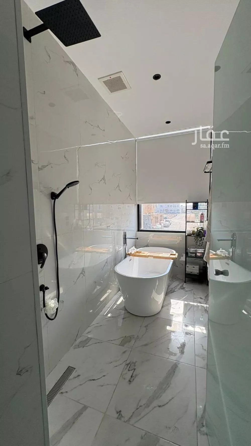 فيلا للبيع في شارع العرعر, حي الأمواج, مدينة جدة, منطقة مكة المكرمة 1 صورة