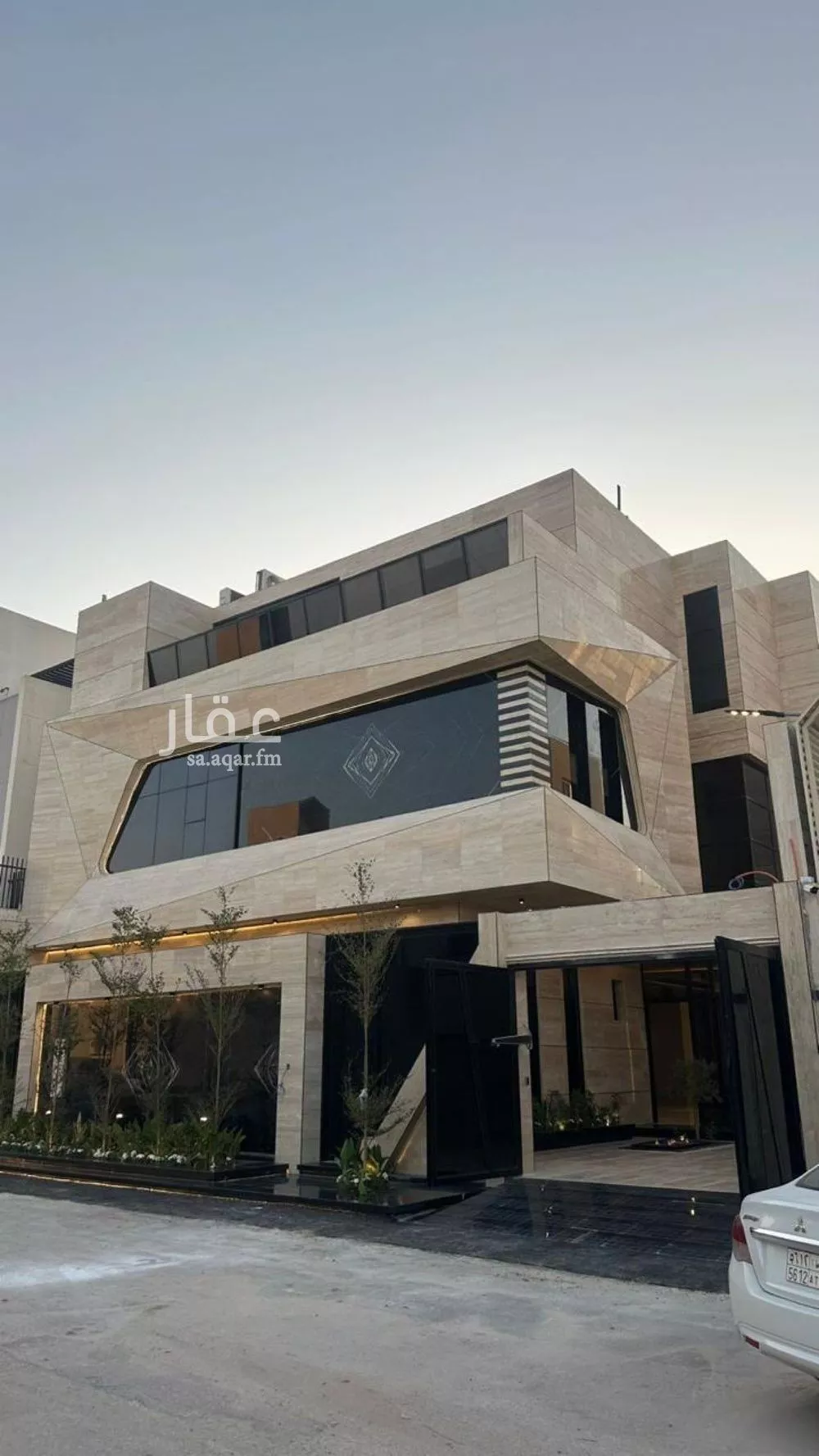 فيلا للبيع في شارع عبدالله بن وهب, حي المهدية, مدينة الرياض, منطقة الرياض 1 صورة