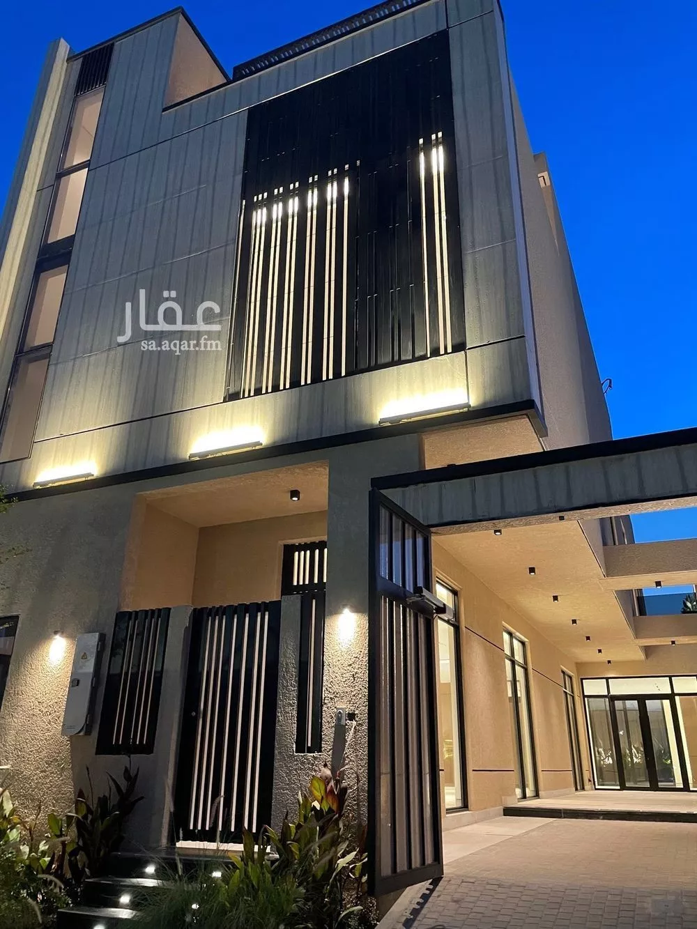 فيلا للبيع في شارع علي الجمال, حي المهدية, مدينة الرياض, منطقة الرياض 1 صورة