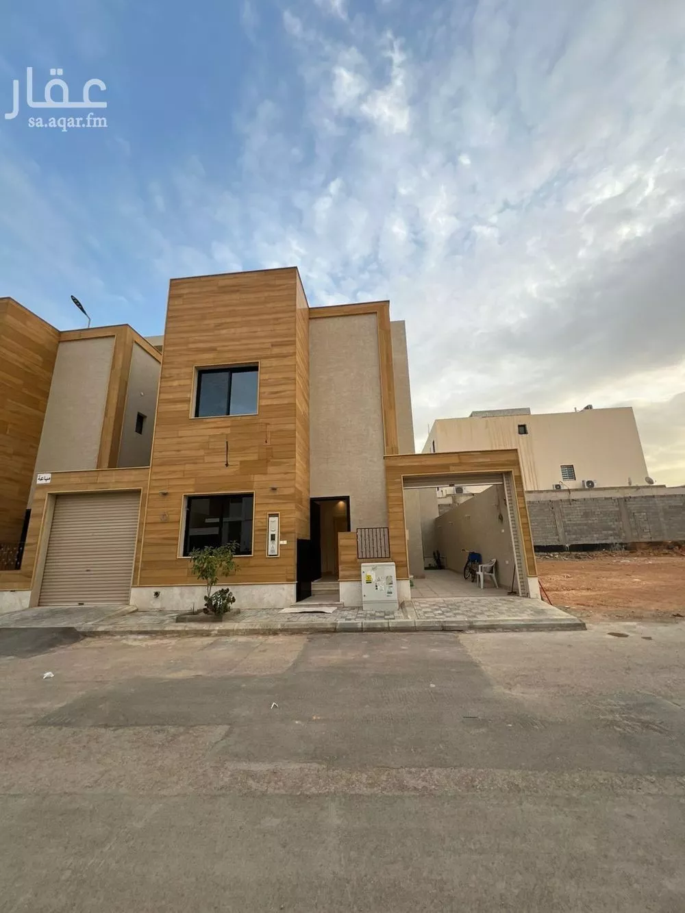 فيلا للبيع في شارع أبي الزناد, حي المهدية, مدينة الرياض, منطقة الرياض 1 صورة