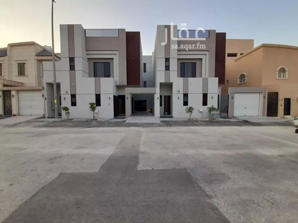 فيلا للبيع في شارع تثليث, حي ظهرة لبن, مدينة الرياض, منطقة الرياض 1 صورة