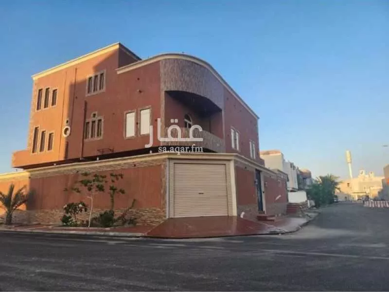 فيلا للبيع في شارع أبو الحسن المحدثي, حي اللؤلؤ, مدينة جدة, منطقة مكة المكرمة 1 صورة