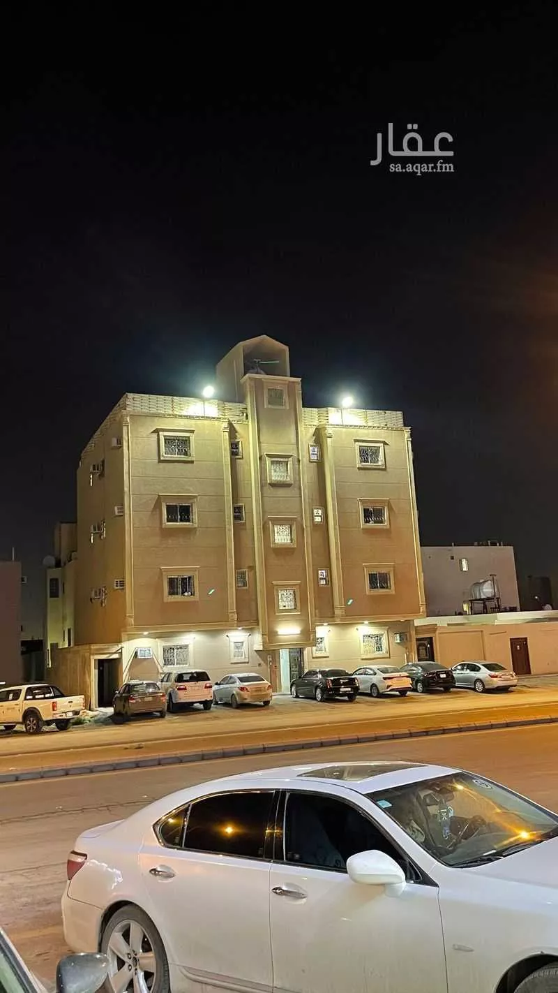 عمارة للبيع في شارع جبل الخال, حي ظهرة لبن, مدينة الرياض, منطقة الرياض 1 صورة