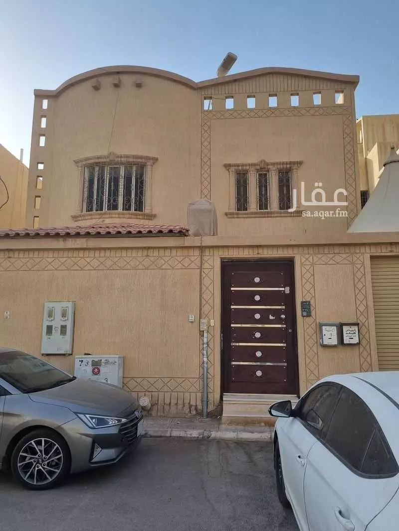 فيلا للبيع في شارع ابن حجر, حي الدار البيضاء, مدينة الرياض, منطقة الرياض 1 صورة