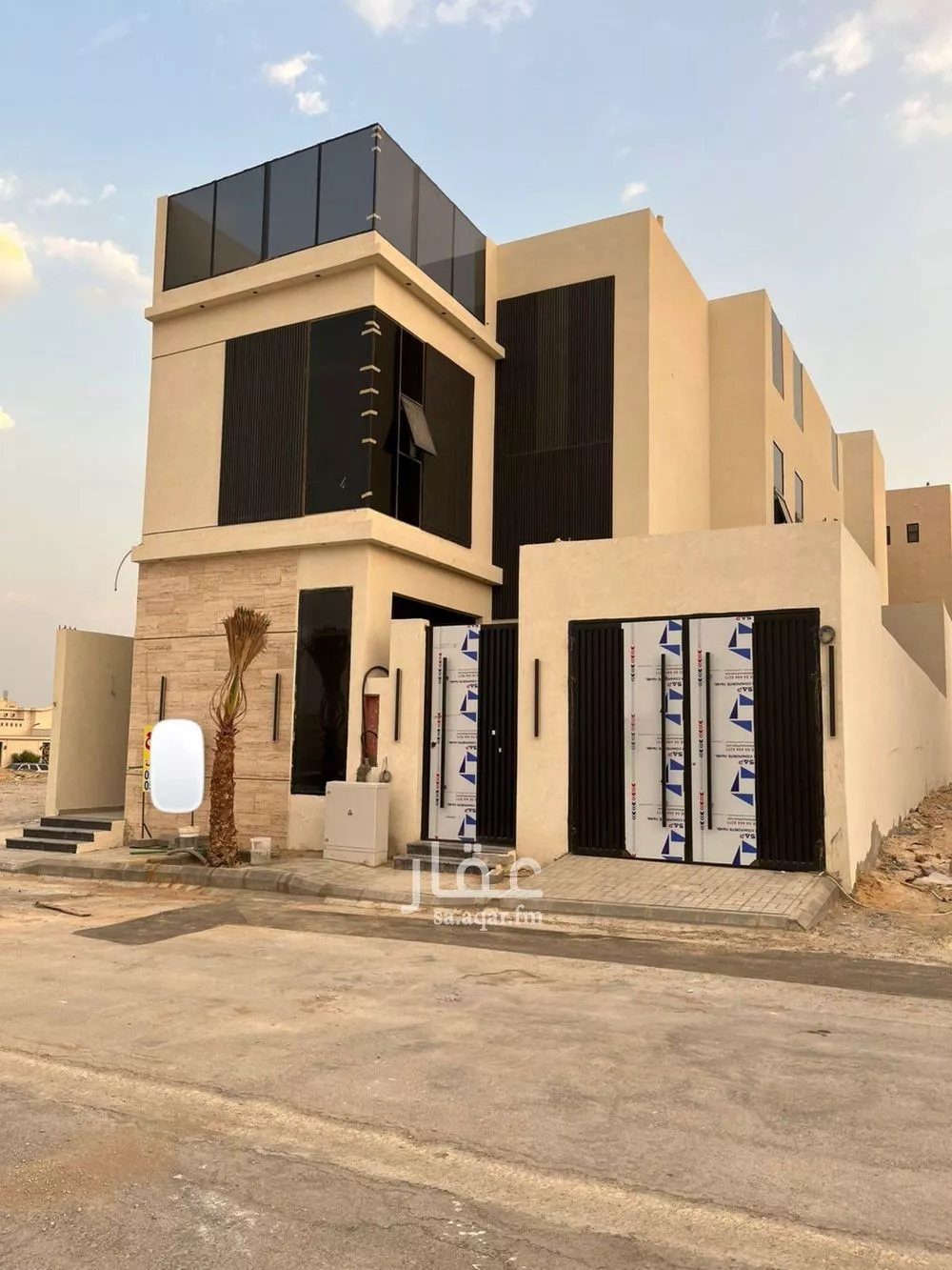 فيلا للبيع في شارع عبدالحق الجاوي, حي المهدية, مدينة الرياض, منطقة الرياض 1 صورة