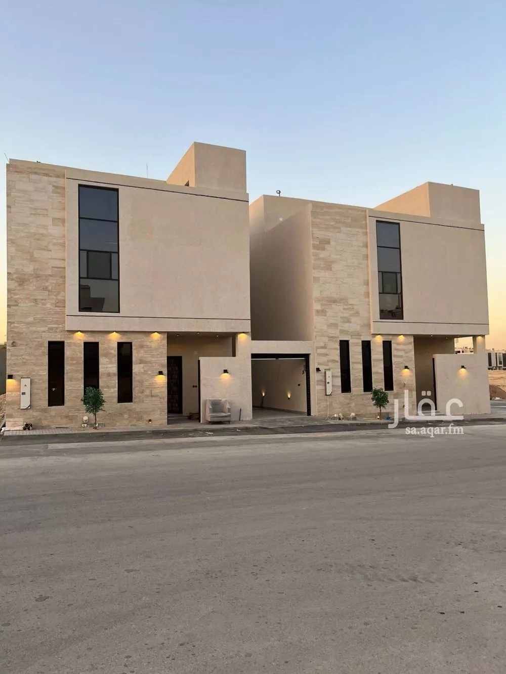 فيلا للبيع في شارع أحمد بن الحسن الأنصاري, حي المهدية, مدينة الرياض, منطقة الرياض 1 صورة