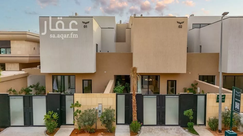 فيلا للبيع في شارع ابي القاسم اليزدي, حي الروضة, مدينة الرياض, منطقة الرياض 1 صورة
