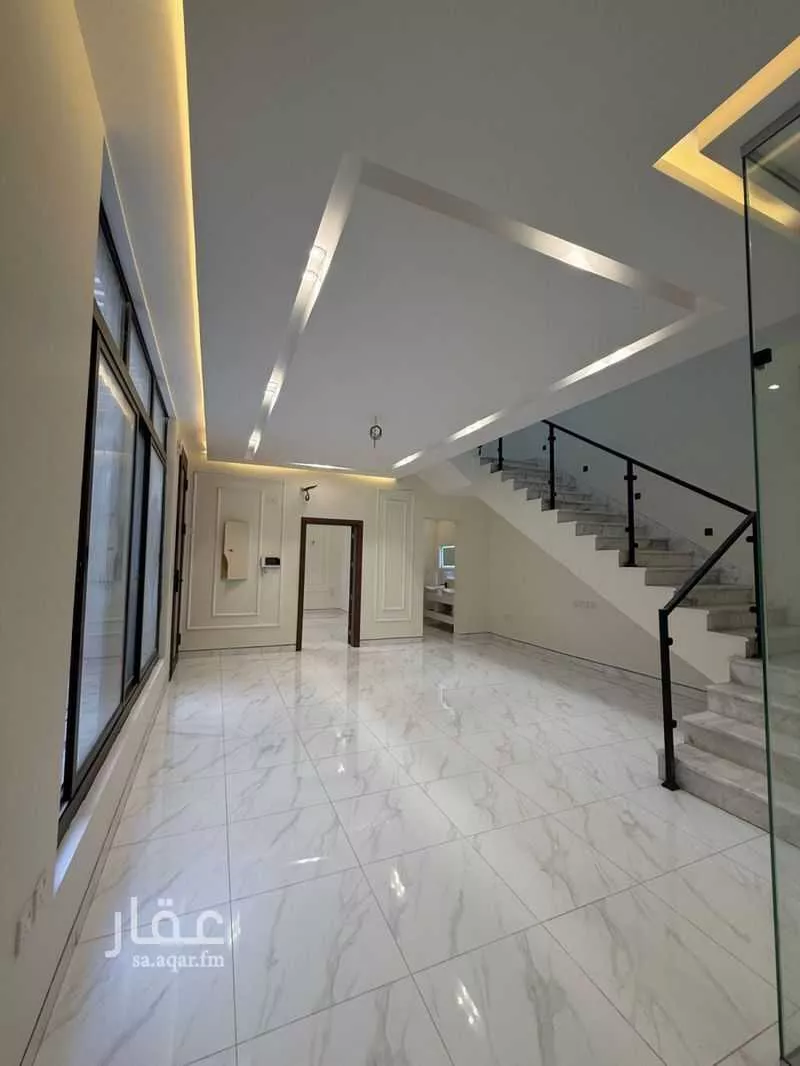 فيلا للبيع في شارع ماجد عبدالله عناية الله اللهيبي, حي السكب, مدينة المدينة المنورة, منطقة المدينة المنورة 1 صورة