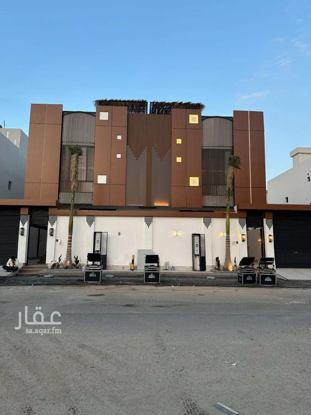 فيلا للبيع في شارع سلمه البغدادي, حي الشراع, مدينة جدة, منطقة مكة المكرمة 1 صورة