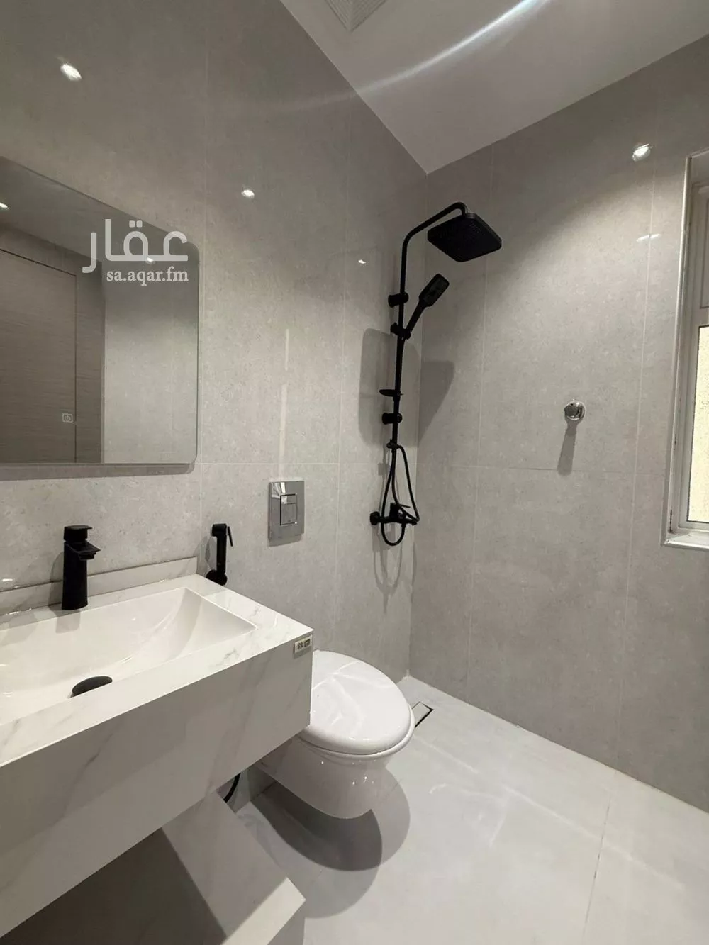 فيلا للبيع في شارع ثنيه اذاخر, حي الرحمانية, مدينة جدة, منطقة مكة المكرمة 1 صورة