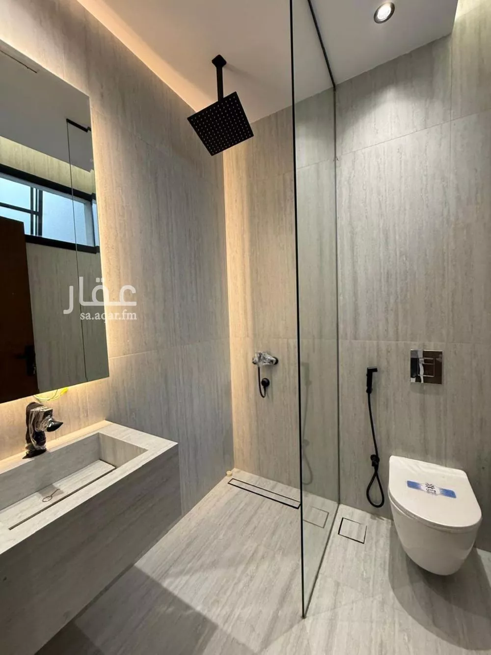 فيلا للبيع في شارع احمد شطا, حي الياقوت, مدينة جدة, منطقة مكة المكرمة 1 صورة