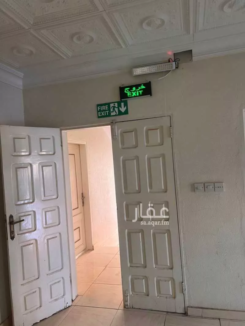 فيلا للإيجار في شارع خباب بن الارت, حي الأندلس, مدينة المزاحميه, منطقة الرياض 1 صورة