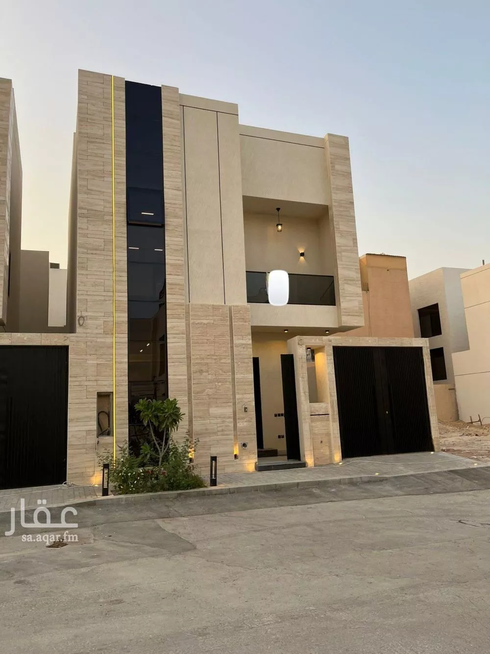 فيلا للبيع في شارع سلمان بن أبي القاسم, حي المهدية, مدينة الرياض, منطقة الرياض 1 صورة