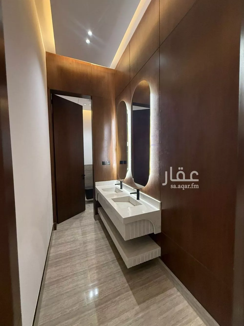 فيلا للبيع في شارع أبي الحسن الأسفرائيني, حي المهدية, مدينة الرياض, منطقة الرياض 1 صورة