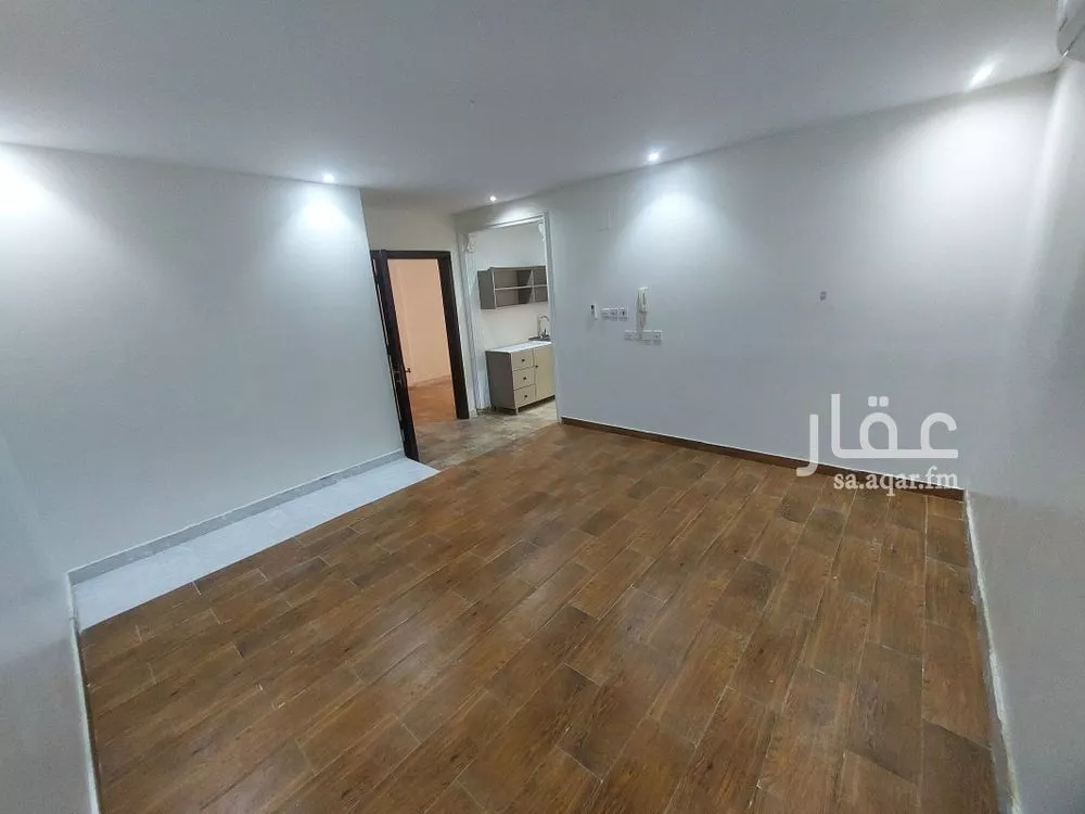 شقة للإيجار في شارع ميناء الاحمدي, حي إشبيلية, مدينة الرياض, منطقة الرياض 1 صورة