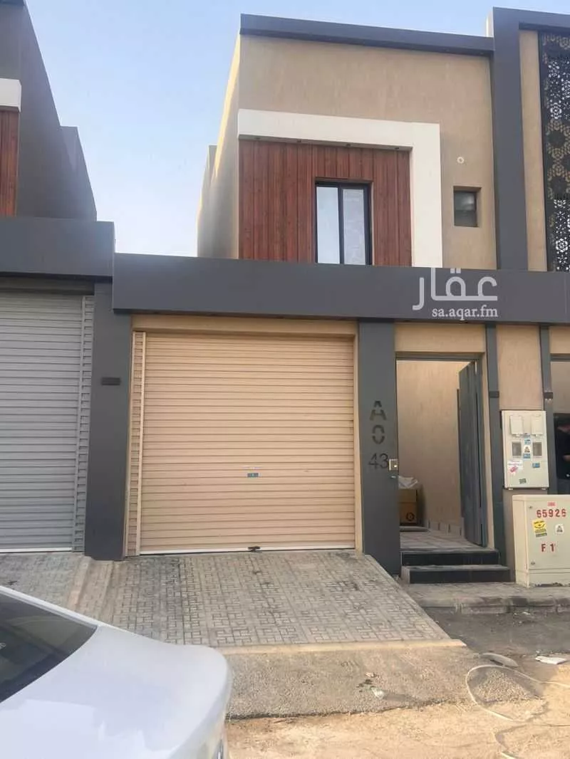 دور للبيع في شارع أبي العباس بن مسعود, حي طويق, مدينة الرياض, منطقة الرياض 1 صورة