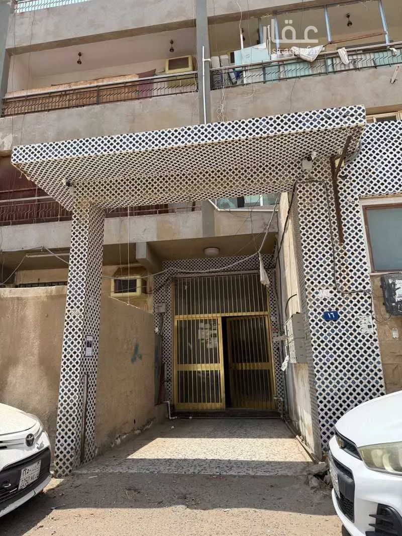 عمارة للبيع في شارع جبل صابر, حي مشرفة, مدينة جدة, منطقة مكة المكرمة 1 صورة