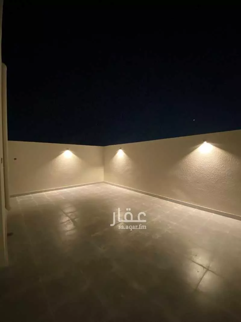 شقة للبيع في شارع أبو اسحاق الشيرازي, حي الصفاء, مدينة تبوك, منطقة تبوك 1 صورة