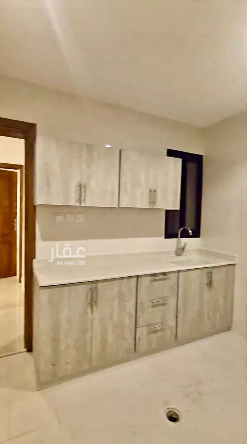 شقة للإيجار في شارع بقيق, حي الخبر الجنوبية, مدينة الخبر, المنطقة الشرقية 1 صورة