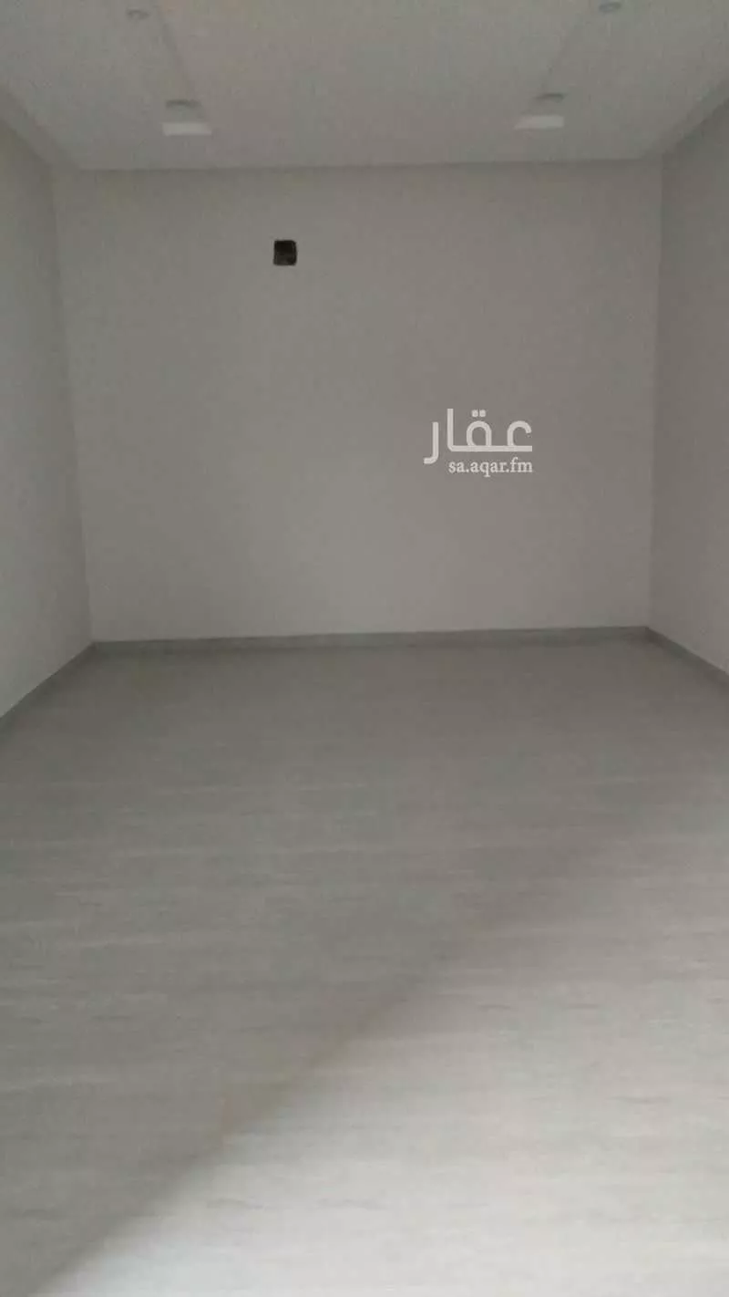 فيلا للإيجار في شارع مالك بن الحارث ، حي بدر ، الرياض ، منطقة الرياض 1 صورة