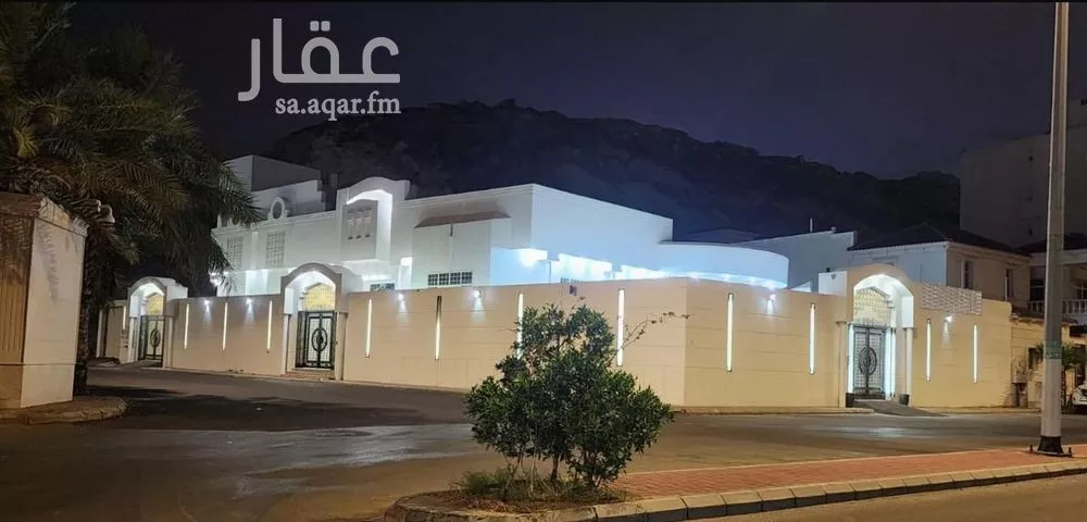 فيلا للبيع في شارع ابو طاهر المحلي, حي بطحاء قريش, مدينة مكه المكرمه, منطقة مكة المكرمة 1 صورة