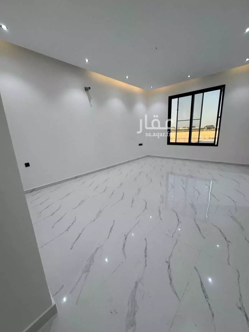 فيلا للبيع في شارع القبه, حي الأمواج, مدينة الخبر, المنطقة الشرقية 1 صورة