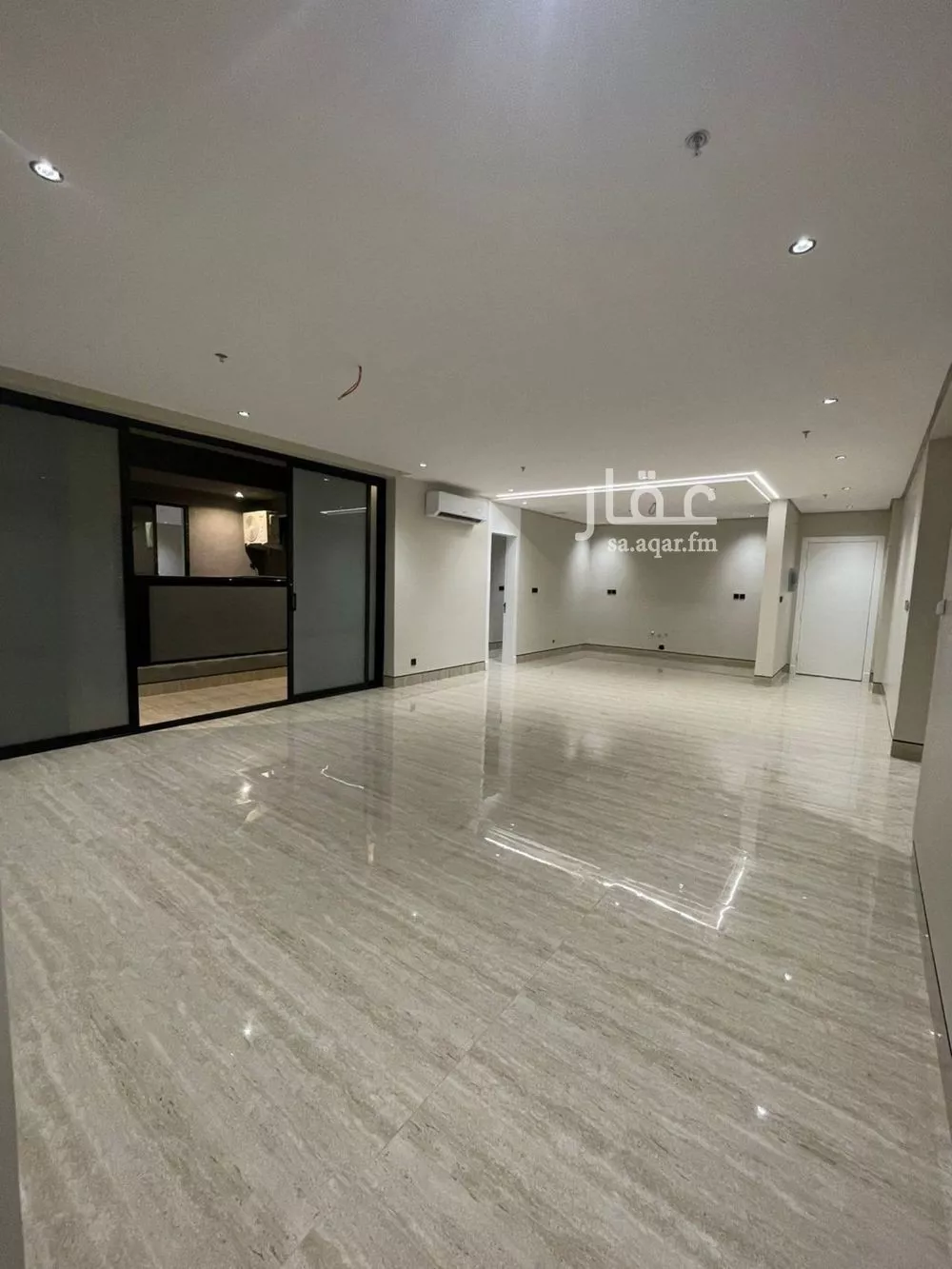 شقة للبيع في شارع الحديثة, حي ضاحية الملك فهد, مدينة الدمام, المنطقة الشرقية 1 صورة