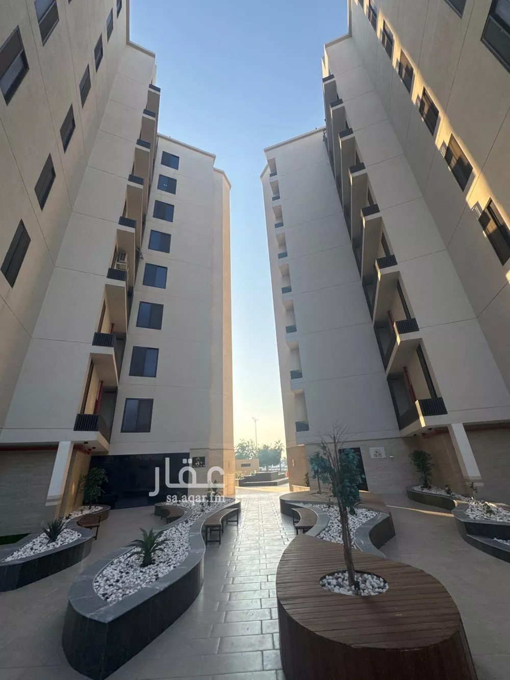 شقة للبيع في شارع الملك عبد الله, حي الشاطئ الغربي, مدينة الدمام, المنطقة الشرقية 1 صورة