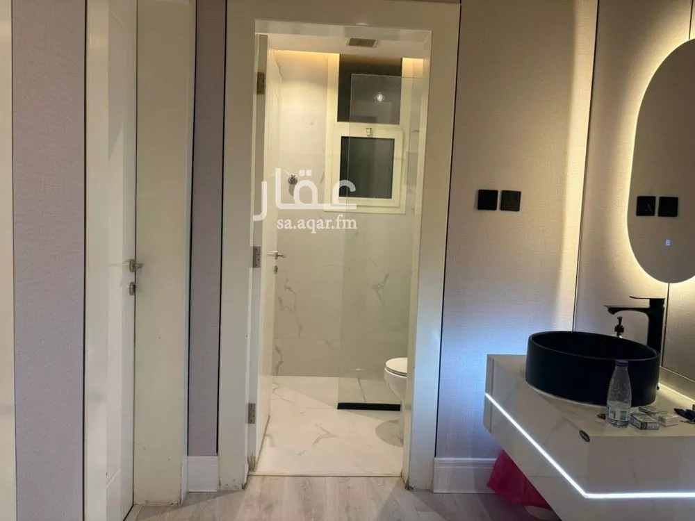 دور للبيع في شارع عثمان بن عفان الفرعي, حي النرجس, مدينة الرياض, منطقة الرياض 1 صورة