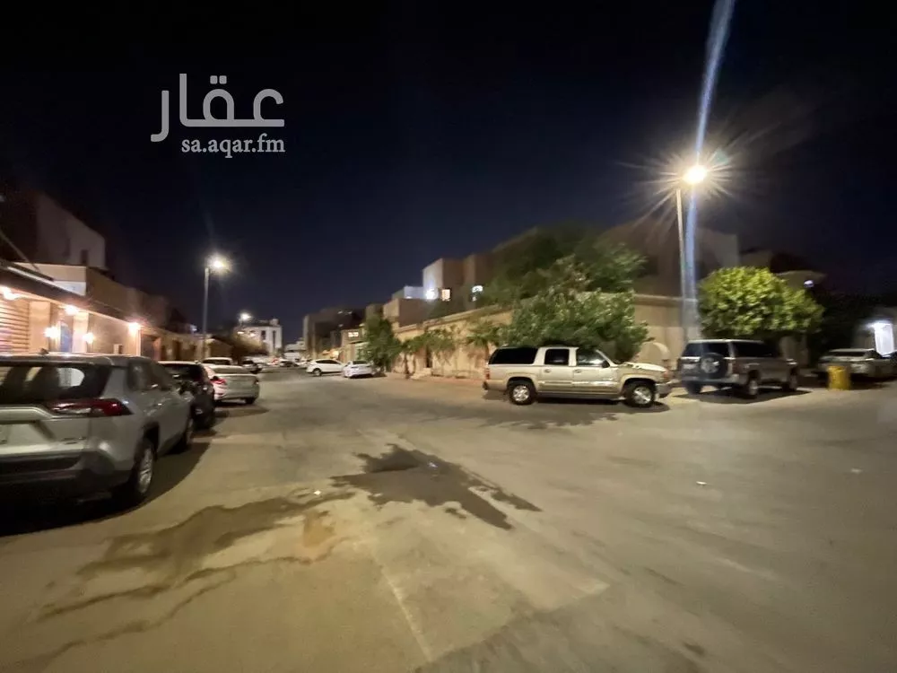 فيلا للبيع في شارع سهلة بنت سهيل, حي الصفراء, مدينة بريدة, منطقة القصيم 1 صورة