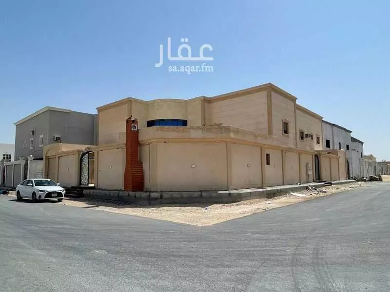 فيلا للبيع في شارع خبيب بن يساف, حي الصقور, مدينة الاحساء, المنطقة الشرقية 1 صورة