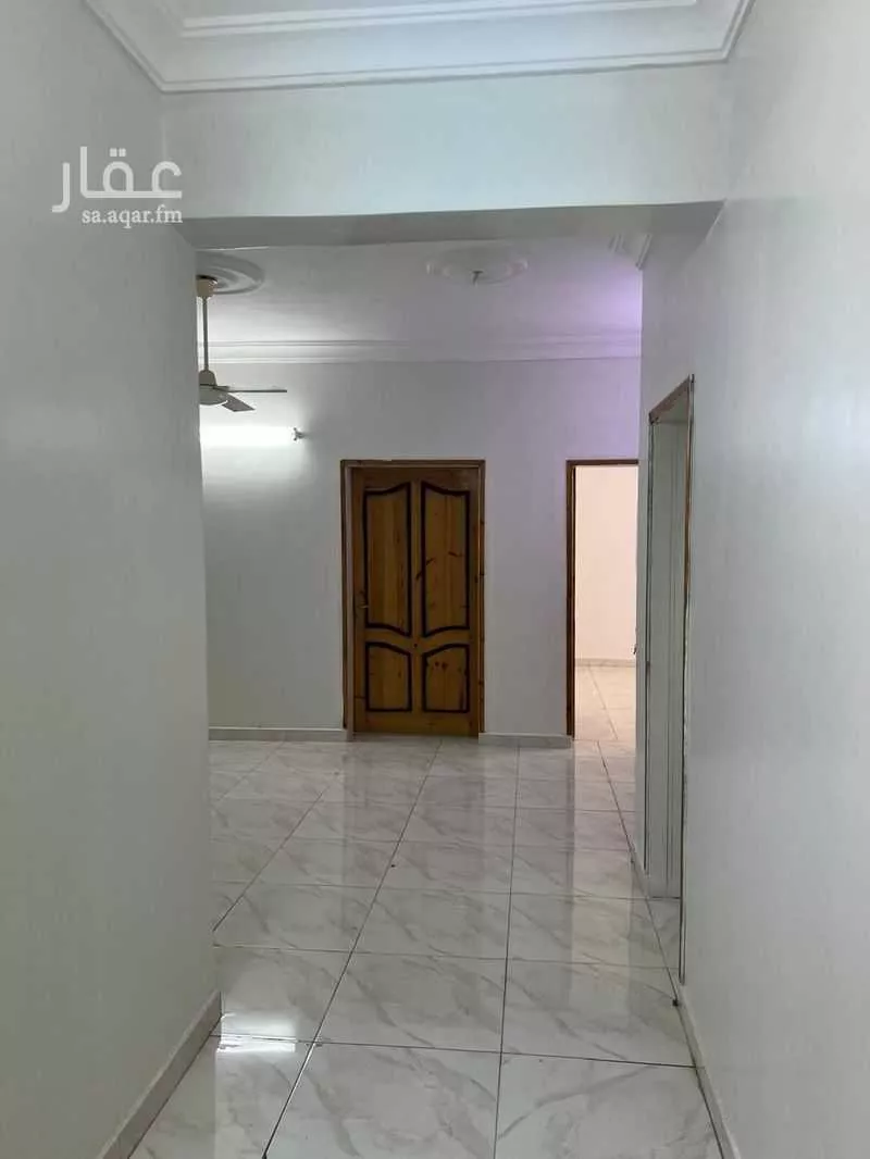 شقة للإيجار في شارع 422- إسماعيل بن سعيد الثقفي, حي الأندلس, مدينة ابو عريش - ابو عريش, منطقة جازان 1 صورة