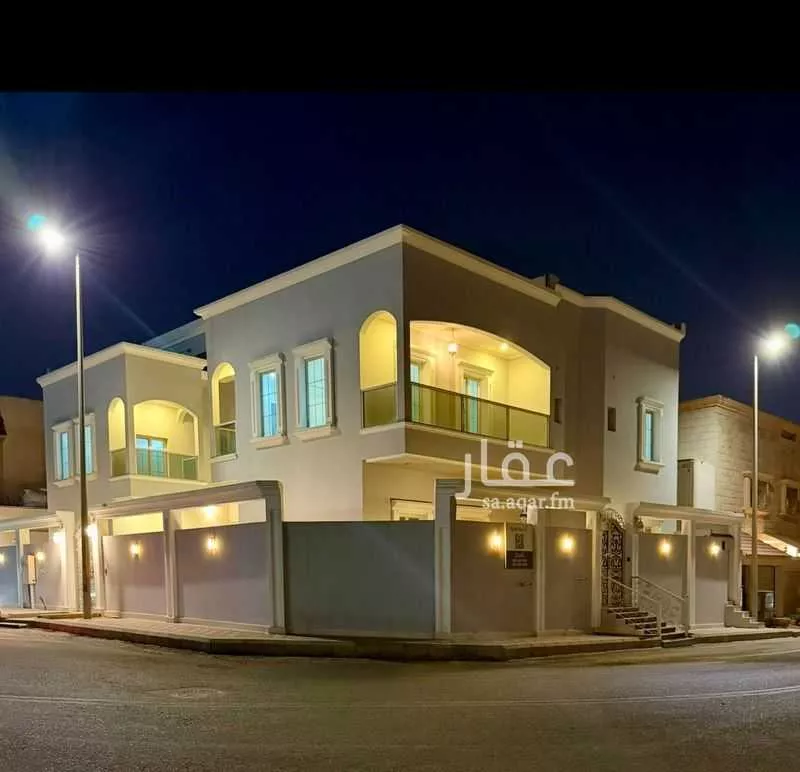 فيلا للبيع في شارع الاريج, حي الجامعة, مدينة الظهران, المنطقة الشرقية 1 صورة