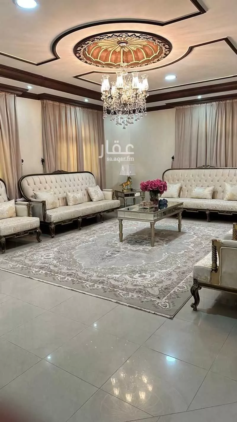 فيلا للبيع في شارع عريف بن ناشب, حي الخزامى, مدينة الخبر, المنطقة الشرقية 1 صورة