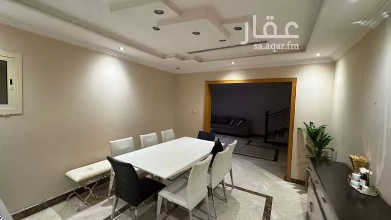 فيلا للبيع في شارع 2 اليرموك, حي اليرموك, مدينة الخبر, المنطقة الشرقية 1 صورة