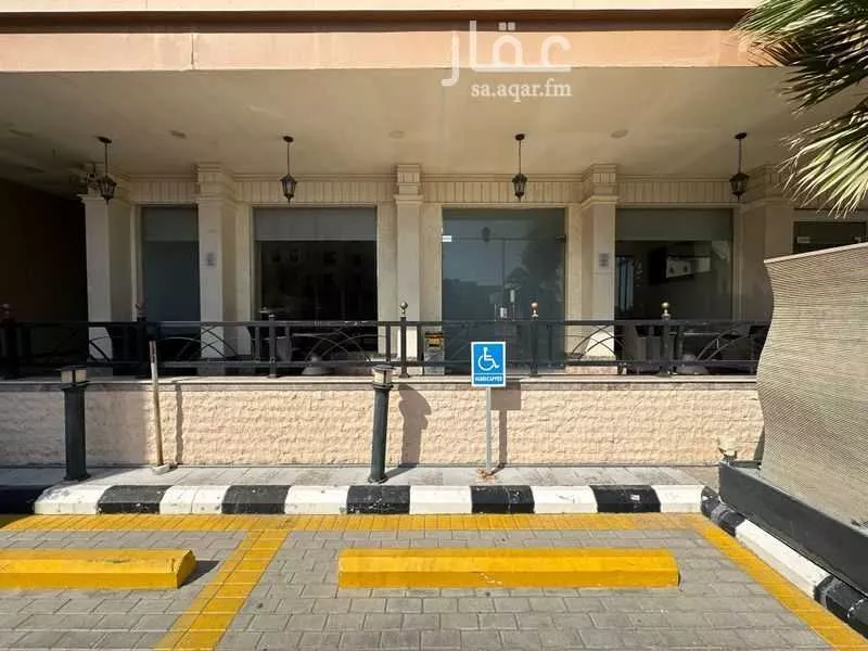 محل للإيجار في شارع طريق الملك سعود, حي العليا, مدينة الخبر, المنطقة الشرقية 1 صورة