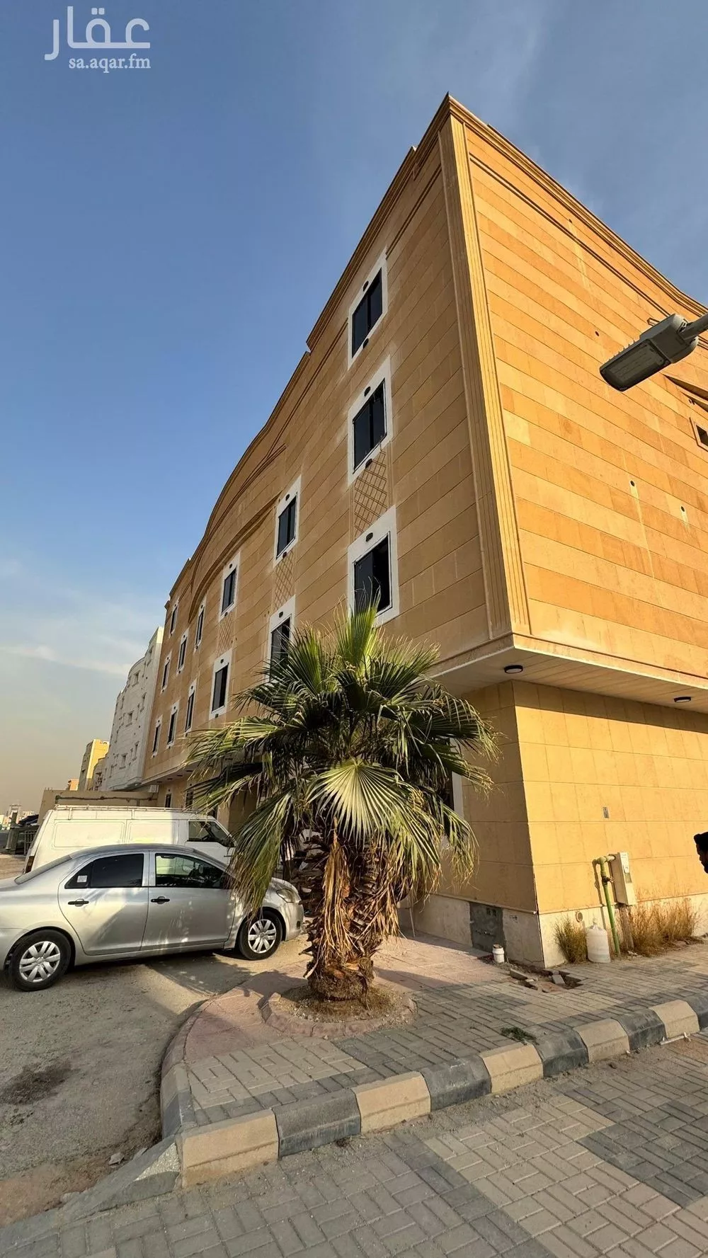 عمارة للإيجار في شارع التحلية, حي حطين, مدينة الرياض, منطقة الرياض 1 صورة