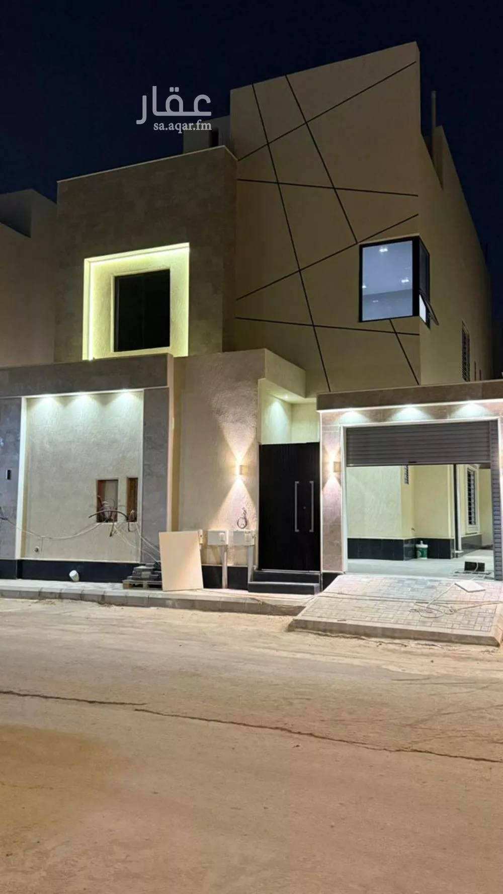 دور للبيع في شارع رقم 132, حي الجنادرية, مدينة الرياض, منطقة الرياض 1 صورة