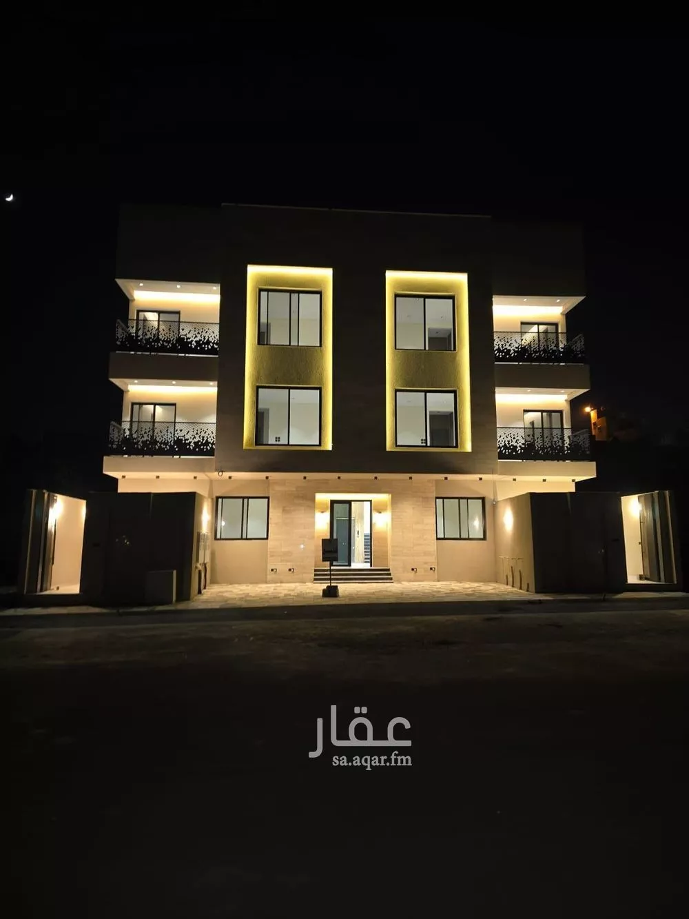 شقة للبيع في شارع شارع العاقولة, حي العقيق, مدينة أبها, منطقة عسير 1 صورة