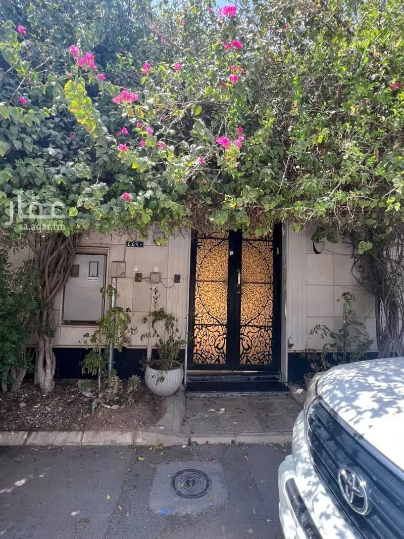 فيلا للبيع في شارع الياقوت, حي الصحافة, مدينة الرياض, منطقة الرياض 1 صورة