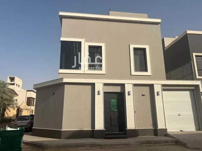 فيلا للبيع في شارع أبي محمد الضياء, حي ظهرة البديعة, مدينة الرياض, منطقة الرياض 1 صورة