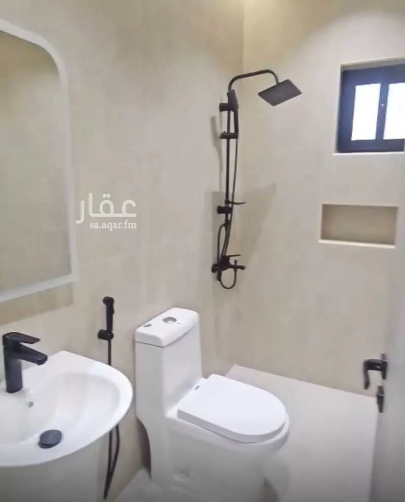 شقة للبيع في شارع العكرش, حي النزهة, مدينة جدة, منطقة مكة المكرمة 1 صورة