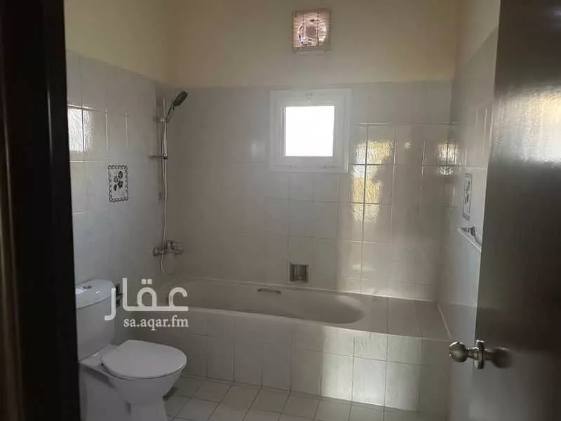 فيلا للبيع في شارع مدينه الجبيل الصناعيه 54 ، حي دارين ، الجبيل ، الجبيل 1 صورة